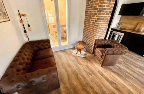 Saint-Leu Casa | Stunning house with jacuzzi, sauna, home cinema and bubble pool in Amiens.