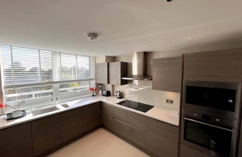 Wandsworth Apartamento | Stunning Hyde Park Panorama Luxury 4-Bedroom Oasis
