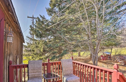 Jefferson Casa | Stunning Jefferson Retreat w/ Fire Pit