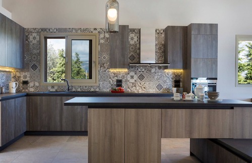 Kaligata Villa | Stunning Kefalonia Villa | 4 Bedrooms | Villa Ylenia | Private Pool & Stunning Views | Lakithra