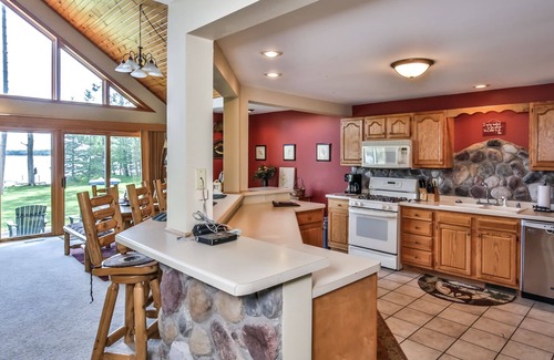 St Germain Casa | Sandy Shores - Hiller Vacation Homes - WIFI gratuito - Big St. lago