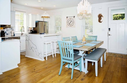 Laurel Grove Casa | STUNNING LAKE&GOLF COURSE VIEW-6 seat golf cart~FREE ACTIVITIES, Pool&Hot tub