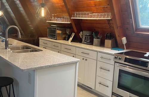 Shelby Chalet De Esquí | STUNNING LAKE MICHIGAN FRONTAGE- 5-bedroom A-FRAME, close to Silver Lake Dunes!