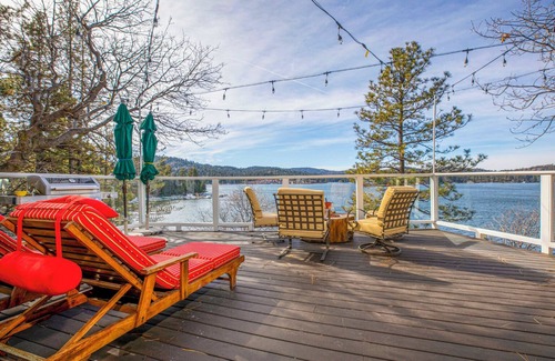 Cedar Glen Cabaña | Stunning Lake Views To Die For On Lake Arrowhead