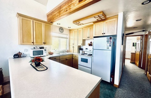 Park City Cabina | Stunning Lake View Lodge: Family Friendly