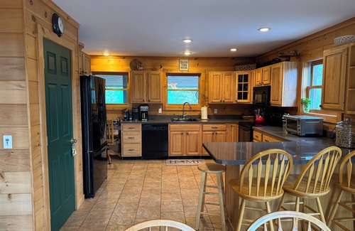 Indian Lake Casa | Stunning lake view 5 bedroom house in the Adirondacks