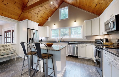 Harrison Casa | Stunning lakefront gem with water access, dock, 2 kayaks, firepit & private W/D