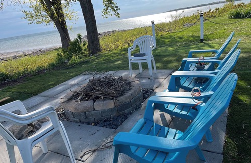 Sherkston Cabaña | Stunning Lakeview Cottage @Sherkston Shores Resort and Camp ground.