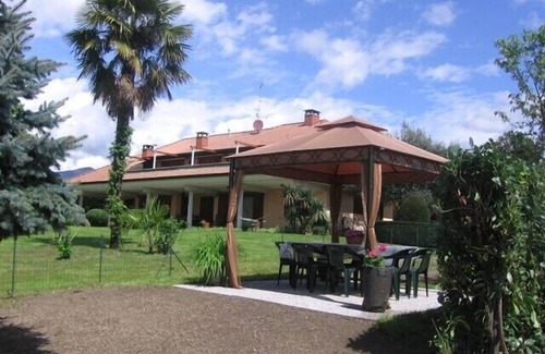 Pettenasco Apartamento | Apartamento de lujo en una villa en las orillas del lago de Orta, 8 / 10 personas