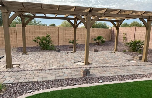 Sundance Casa | Stunning lg home with backyard Oasis with pool & hot tub. 4000 sqft on 1/3 acre.