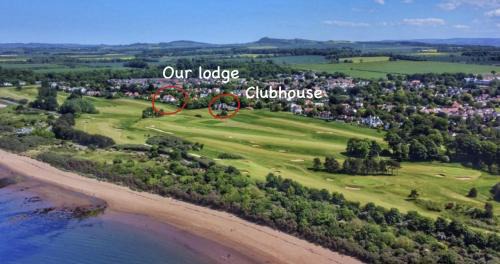 Longniddry Casa | STUNNING LODGE MINUTES FROM THE SEA AND GOLF COURSE