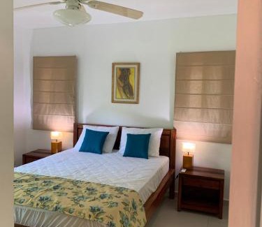 Contadora Island Apartamento | Stunning Loft 2 Floor Unit with Balcony