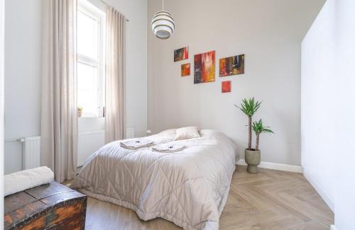 Kuopio Apartamento | Stunning Loft with Water View & Free Garage Parking