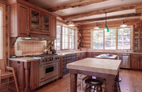Truckee Casa | IMPRESIONANTE CASA DE REGISTRO Y PARAÍSO A COOK!