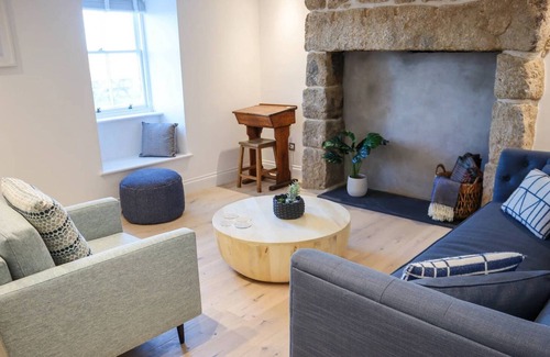 Isles of Scilly Casa | Stunning luxury home overlooking St Marys Harbour
