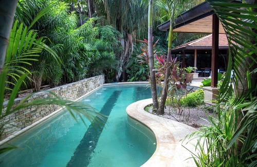 Playa Guiones Casa | Nueva casa de lujo a solo unos pasos del surf con piscina y wifi