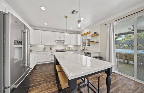 Winchester Casa | Stunning Mid Century Modern - Temecula Wine Country Oasis - Pool-Spa-Game Room-