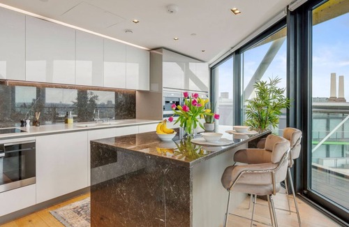 Nine Elms Apartamento | Stunning, Modern Flat in Central Battersea with River View