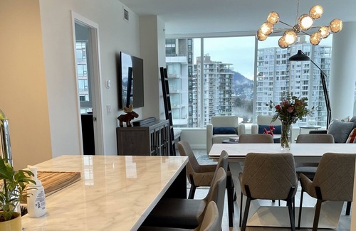 Port Moody Apartamento | Stunning Modern Luxury Apartment with Ocean and Mountain Views