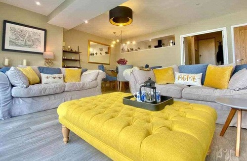 Cotham Casa | Stunning modern mews house in Clifton