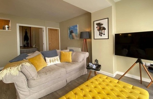 Cotham Casa | Stunning modern mews house in Clifton