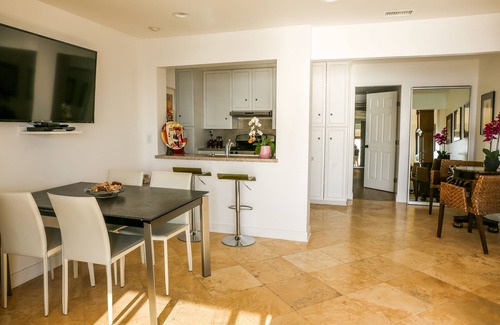 Dana Point Condominio | Million Dollar Ocean View con camino a la playa adyacente a la propiedad