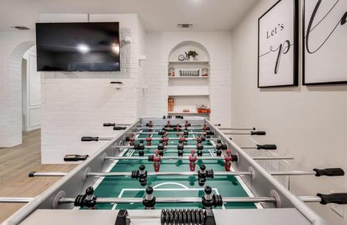 Plano Casa | Stunning Modern Rustic House - Pool Playroom Patio