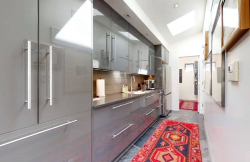 Glen Ellen Apartamento | Stunning Modern Sonoma Wine Country Studio with 60' Lap Pool