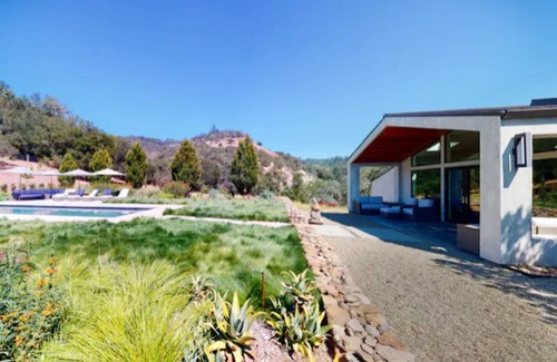 Glen Ellen Apartamento | Stunning Modern Sonoma Wine Country Studio with 60' Lap Pool