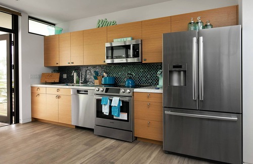 Whitney Beach Villa | Nueva villa frente al canal Longboat Key con un muelle privado.