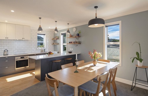 Nelson Casa | Stunning, modern yet characterful city-fringe townhouse in the heart of The Wood