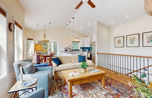 Marion Casa | Stunning mountain view home in Little Switzerland with large viewing deck