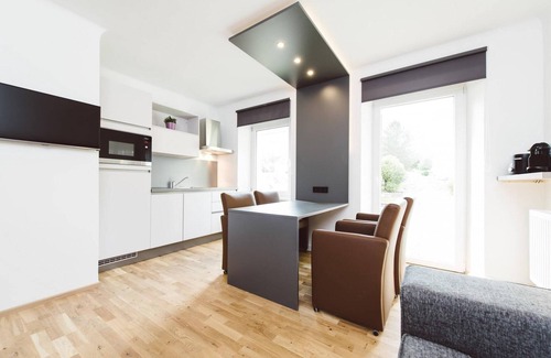 Eisenerz Apartamento | Apartamento con vistas a la montaña en Estiria