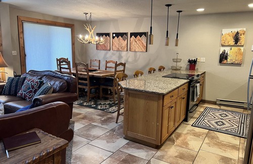 Purgatory Condominio | Stunning Mountain Views, Resort Amenities: Hot Tubs, Indoor Pool, Tennis Court