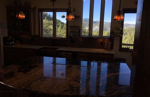 Coal Creek Canyon Casa | Stunning Mountain Views, 3+ Acres, Near Boulder/Golden/Eldora/Coors, closest DIA