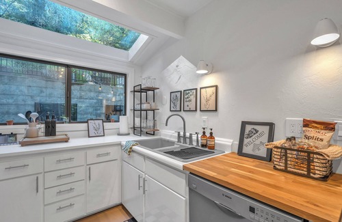 Mill Valley Casa | Stunning Neighborhood Home Walkable to Downtown Mill Valley