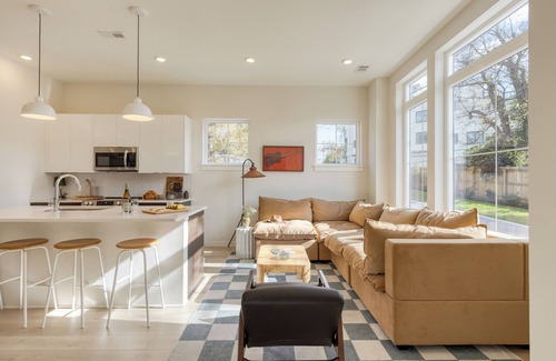 McFerrin Park Casa | Stunning New Build in East Nash | Minutes to Broadway | The Stage by AvantStay