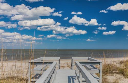 Beachwalk Casa | STUNNING NEW LISTING - Ocean and Beach Views TWO GOLF CARTS - Sleeps 12