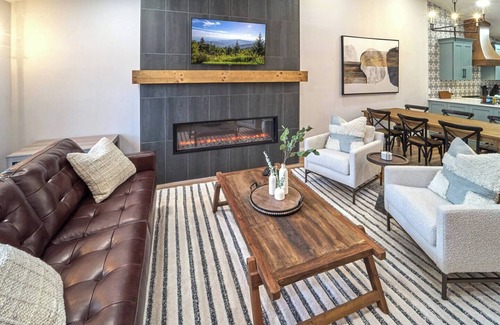 Pigeon Forge Villa | Stunning, Newly Renovated Villa! Close to Strip #2