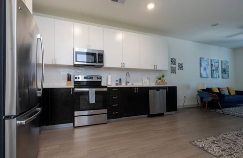 Downtown Louisville Apartamento | Stunning Nulu 1BR CozySuites 06