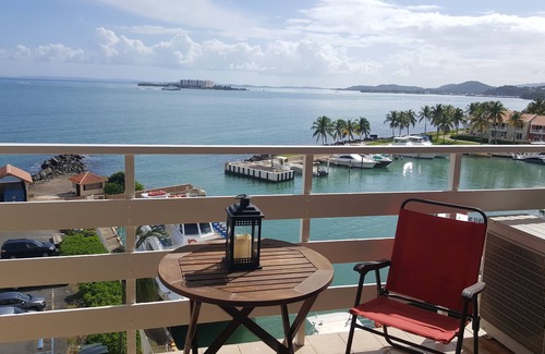 Las Croabas Apartamento | Impresionante Apartamento frente al mar Junto a El Conquistador Resort