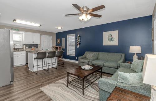 Myrtle Beach Casa | Stunning Ocean Lakes "Coastal Cottage" Beach House-Renovated! LED Fireplace! Walk to The Beach!