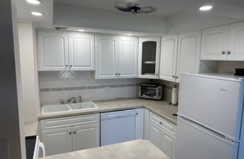 Oceanside Estates Condominio | Stunning Ocean & Pool View 2/2 Ormond Beach Florida #204