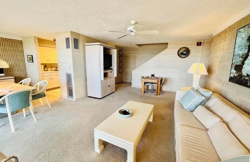 North Shores Condominio | Stunning Ocean Views, Private Beach & Pool – Luxury 2BR Condo at North Shores!
