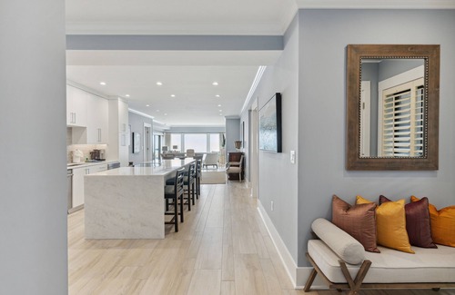 Ocean Point Condominio | Stunning Ocean Views, Renovated Luxury Condo, Complex Pool