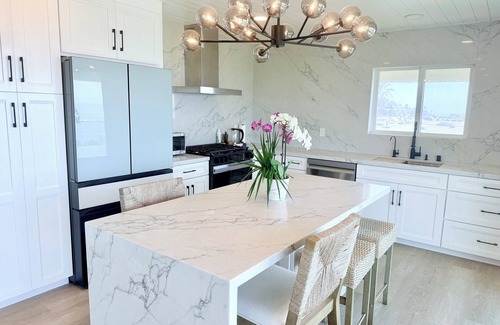 South Laguna Condominio | Stunning Ocean View, Near Beach & Contemporary!