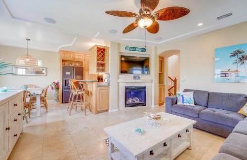 South Mission Beach Casa | Stunning Ocean View Home w Rooftop Terrace, Firepit, Fast Wifi, AC & Parking!