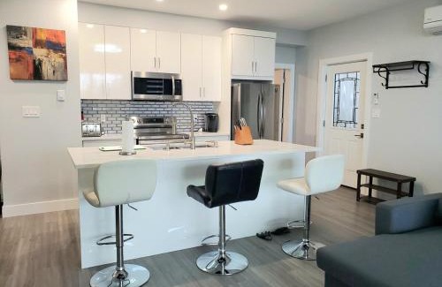 Colwood Apartamento | Stunning Ocean View Modern 1 BDR Private Entry Suite, 5 min to the Beach
