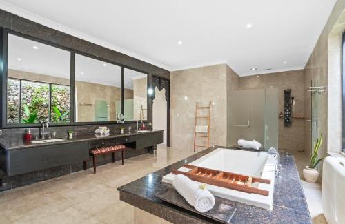 Ungasan Villa | Stunning Ocean Views 3BR Villa, Private Pool & Kitchen #23
