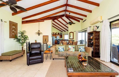 Potrero Villa | Stunning Ocean Views from every room .... walking distance to two great beaches!